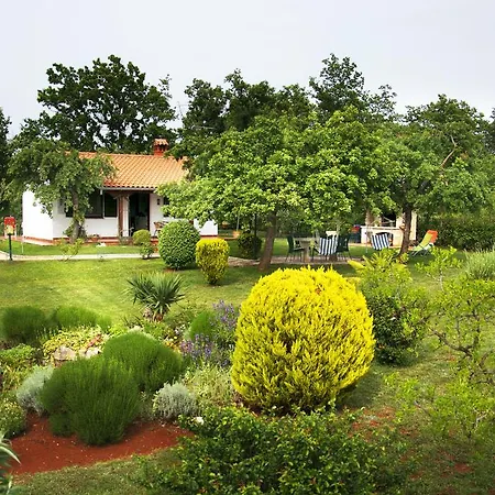 Holiday Home Sergo Porec Exterior photo